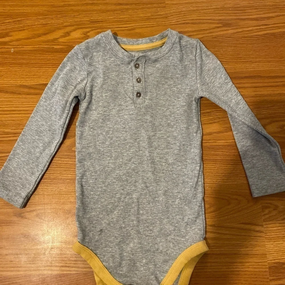 Okie Dokie Long Sleeve Baby Body Suit 24 Months (GA)